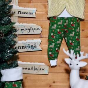 ensemble de Noël enfant sarouel, chaussette de Noël et gilet sans manche